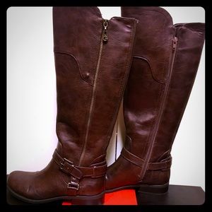 NEW WITH BOX Guess brown leather Riding boots
